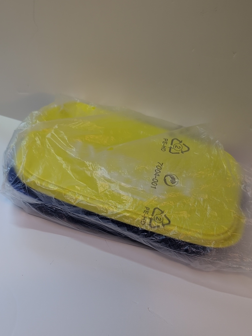 Tupperware®️ Slim Lunch Container - Picture 8 of 8